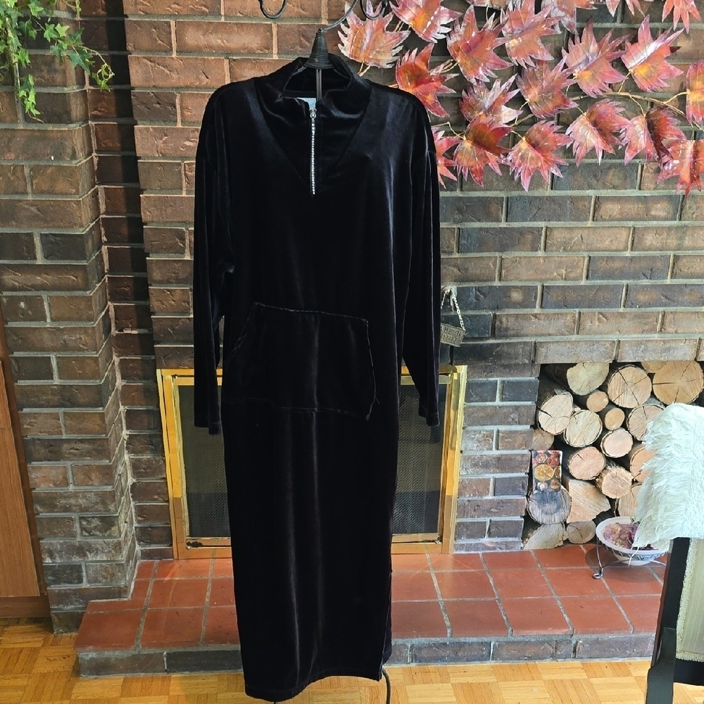 Comfort Exchange - Vintage Black Velour House Dress